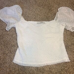 Abercrombie and Fitch White Puff Sleeve Top Size Small